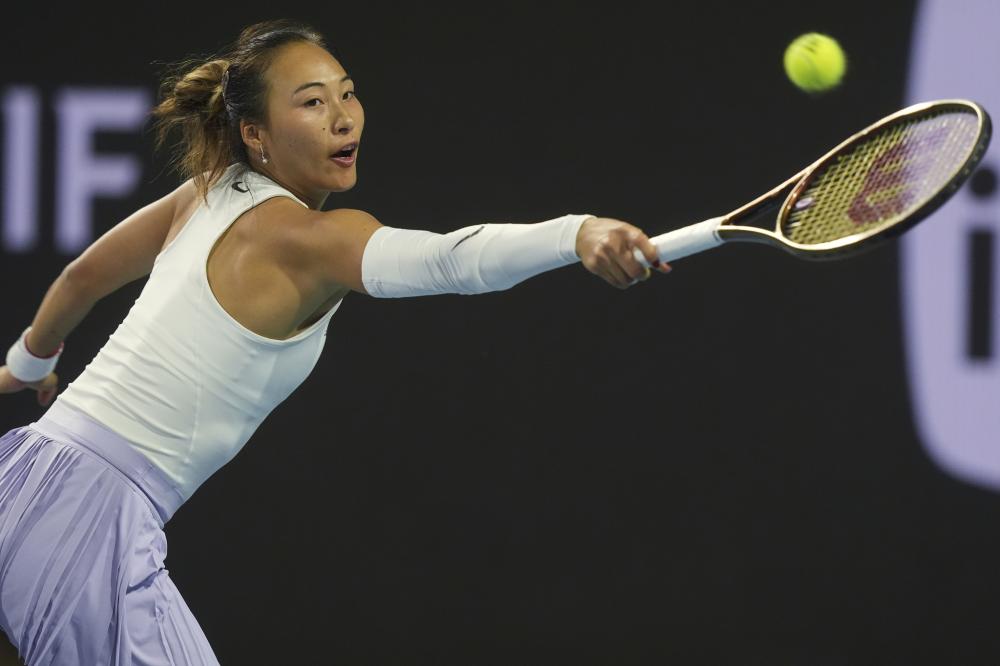 阿森纳为巴黎当红新援强势出击，利物浦加入争夺战引发激烈竞争